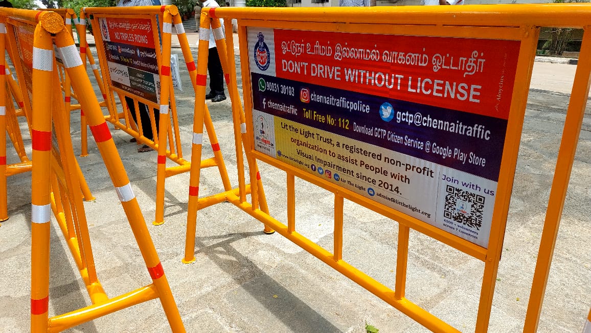 LitTheLight's tweet photo. 300 barricades to the Greater Chennai Traffic Police to facilitate traffic control and diversion of vehicles in Chennai city yesterday- 13 May 2023 sponsored by Williams Lea joining hands with NGO partner Lit the Light Trust.

Many thanks to our sponsors and the supporters! https://t.co/ntWQ1fnWQr