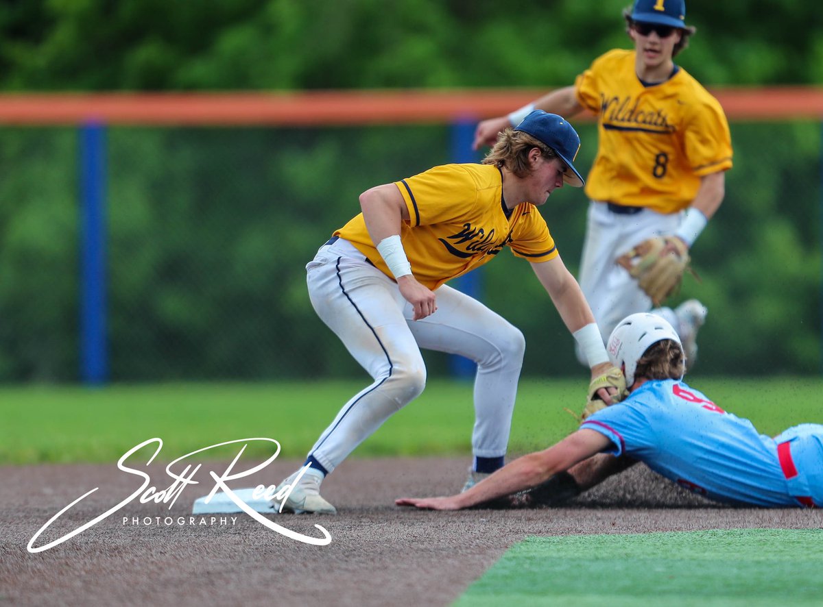 SR_Photog_Guy's tweet photo. @SIHSBaseball1 @OhioStateBASE Have a day @PalinskiMax ππΌ very impressive flexing leading off with π£ in each game π³
Best of luck #Wildcats #grind4state https://t.co/oOLTEED1pv