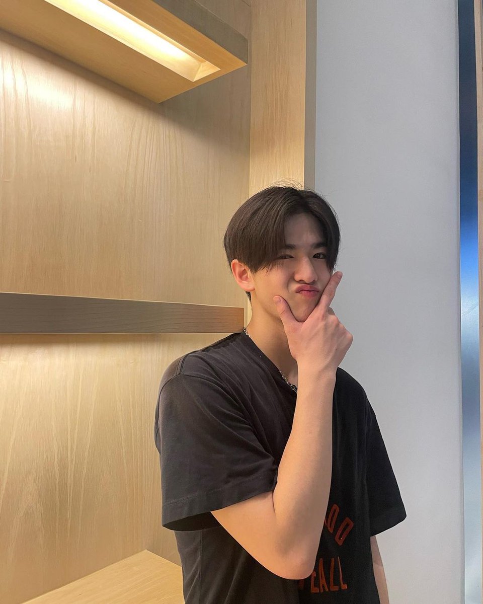 ตะเล็คน้องคิม😚 tweet media