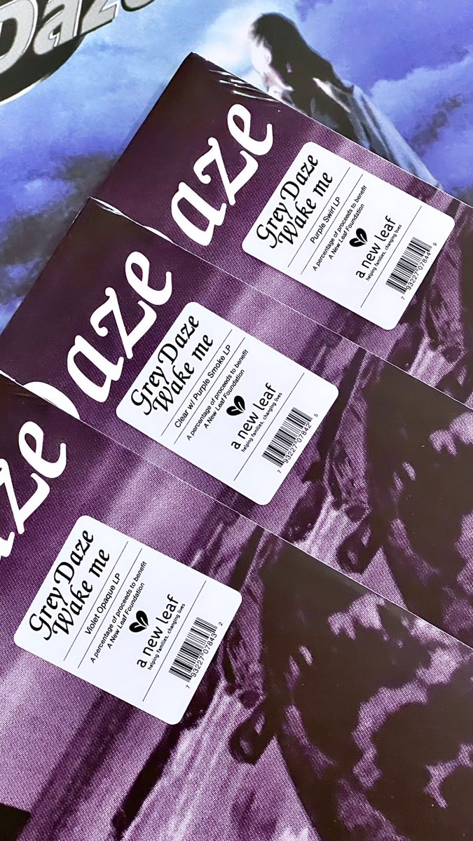 FuYiLong's tweet image. Pre-ordered these @Revolvermag exclusive @therealgreydaze Wake Me and …No Sun Today CDs plus vinyls last year and it is finally here in Singapore! 🤘🏻🇸🇬