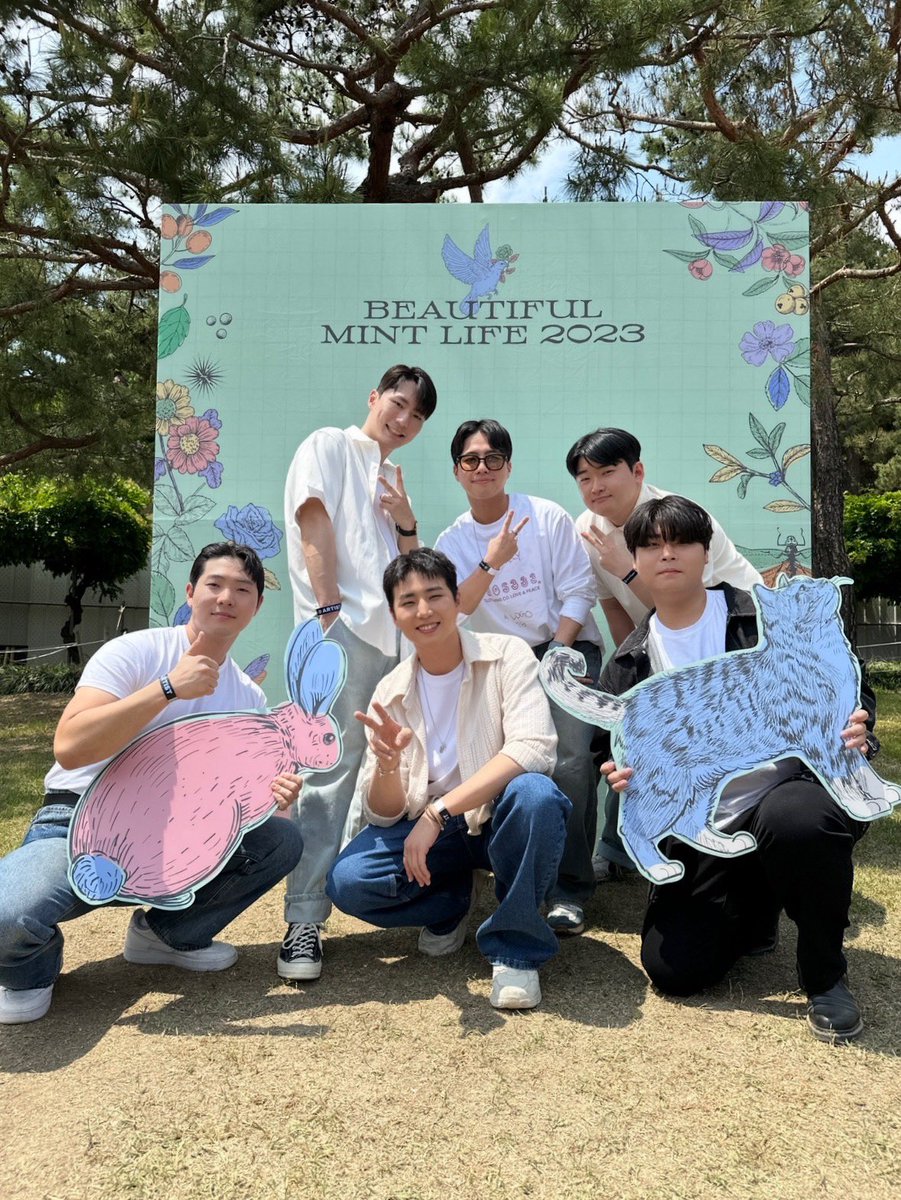 [ #DAY6_BEHIND ]

Young K 퍼스널 컬러 = 뷰민라🍀

모든 게 완벽했던 오늘의 무대🔥
함께해줘서 고마워요 My Day🙏🏻

#DAY6 #데이식스
#YoungK
#뷰티풀민트라이프 #BML2023