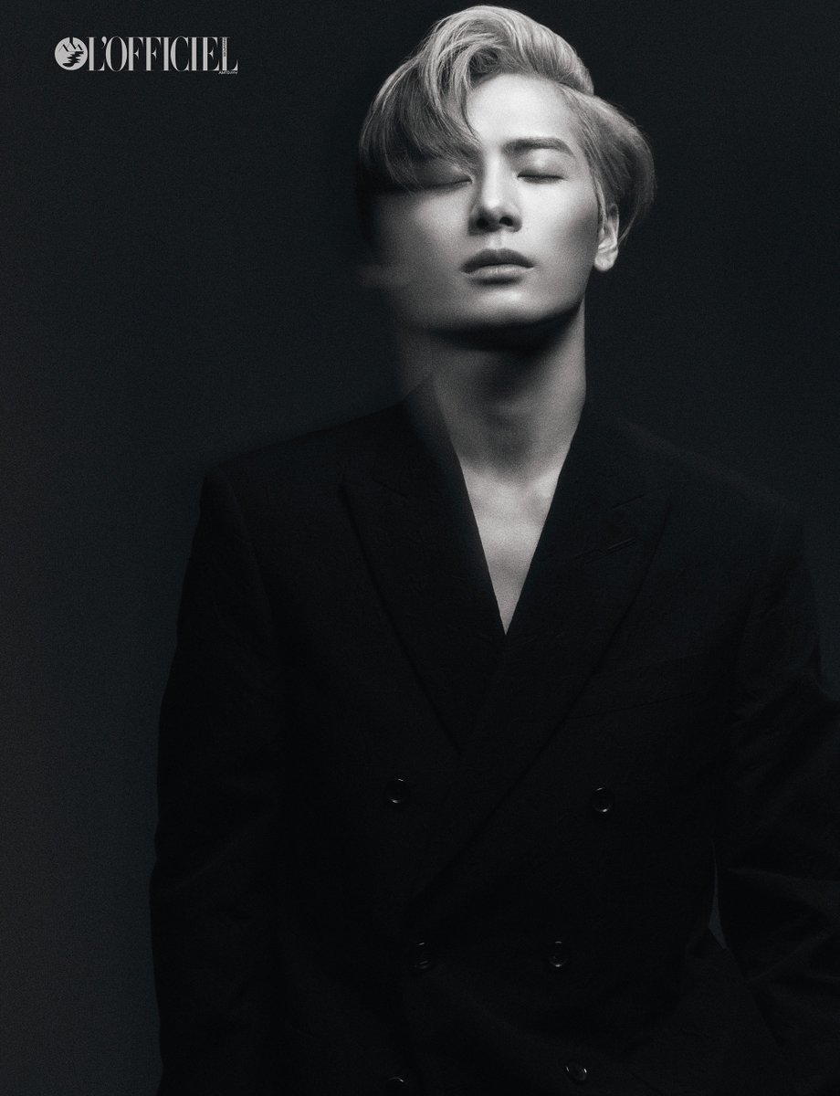 Lofficiel_SG's tweet photo. While @JacksonWang852 is a man of many talents, the stage is where this electric performer truly shines and his tireless work ethic reflects that!

Stay tuned for the full story 😉

#JacksonWang #잭슨 #MAGICMAN2 #MAGICMANWorldTour #LOFFICIELSingapore #JacksonWangForLOfficielSG https://t.co/KEXS4iducx