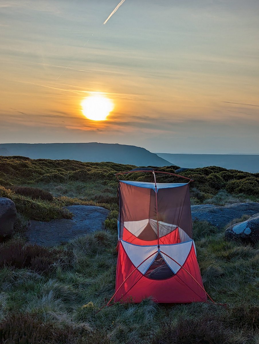 Warm evenings in spring

Watching the sun go down while I ate hot food and listened to the snipe and grouse around me. Hardly a rustle of the tent, another still night.

I always wildcamp responsibly - let's all leave no trace including no fires #leavenotrace #peakdistrict