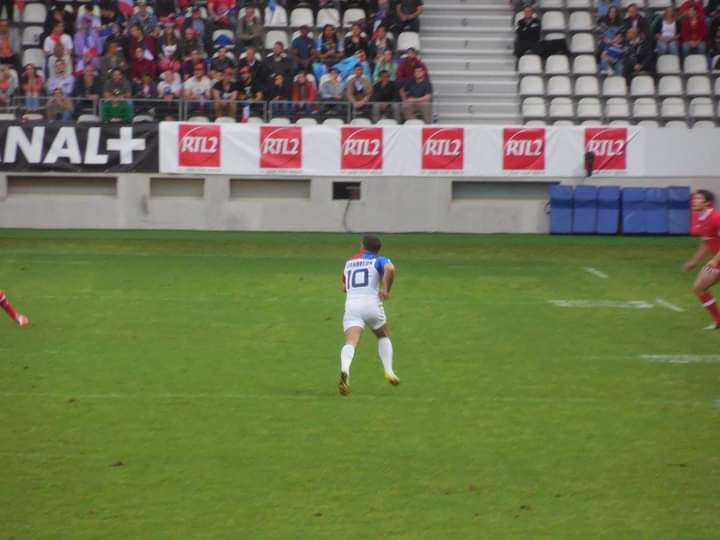 OnceUponAFrog tweet media