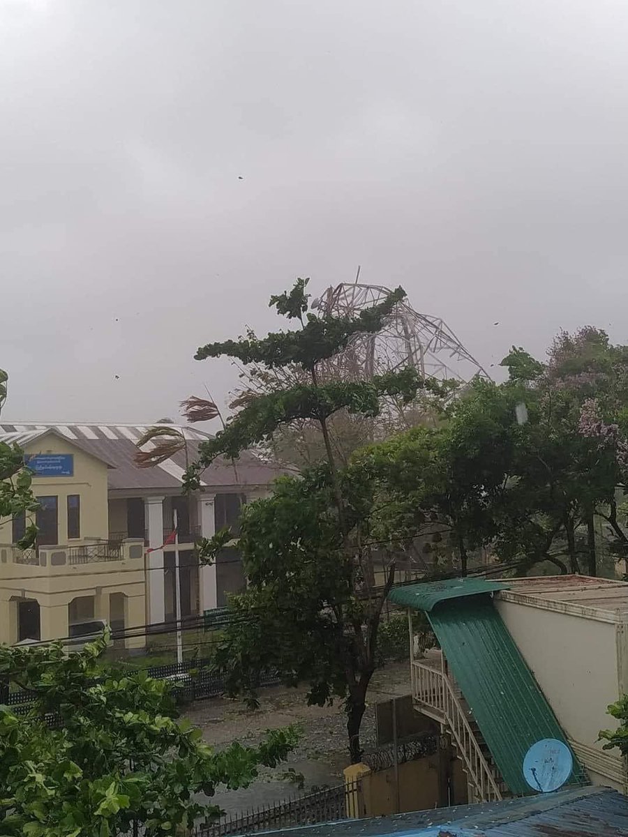 soezeya's tweet photo. #CycloneMocha Sittwe 📸Aung KO Oo https://t.co/ITIx9H9RSY