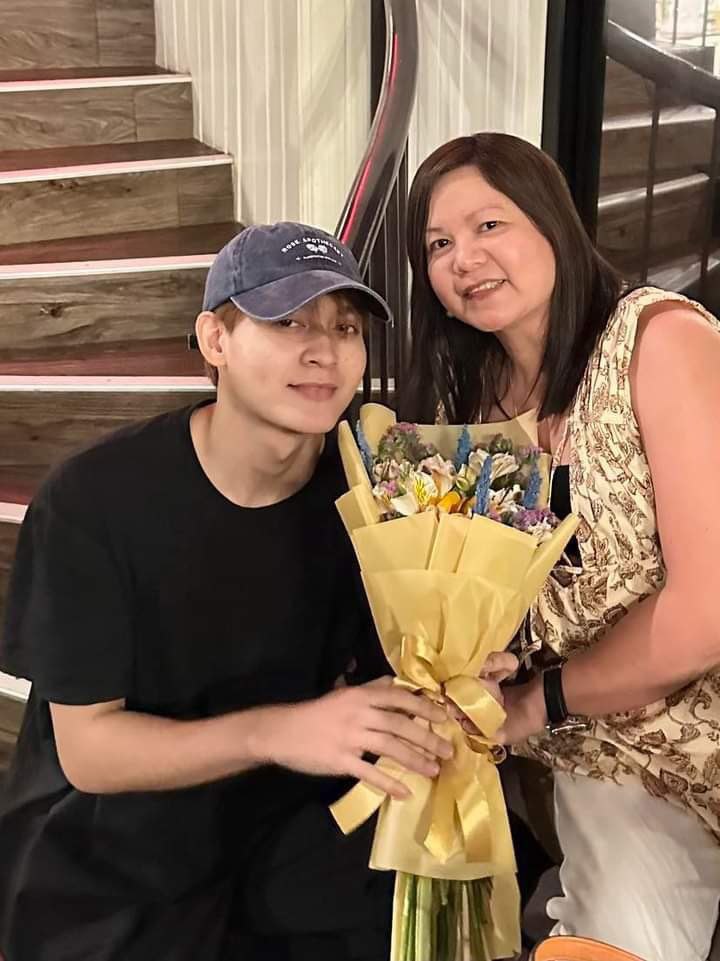 vinsterofficial's tweet image. [ 🤍 ] 051423 HAPPY MOTHER'S DAY

On Mother's Day, we send you our most sincere love. We appreciate all the efforts that you've made. On behalf of our team happy mother's day to all of the mothers out there!