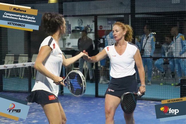 padelfederacion's tweet photo. ๐๐๐ ๐๐๐ฆ๐ฉ๐๐จ๐ง๐๐ญ๐จ ๐๐ ๐๐ฌ๐ฉ๐รฑ๐ ๐๐๐ฅ๐๐๐๐ข๐จ๐ง๐๐ฌ ๐๐ฎ๐ญ๐จ๐งรณ๐ฆ๐ข๐๐๐ฌ ๐๐ ๐๐๐ญ๐๐ซ๐๐ง๐จ๐ฌ
โก๏ธ Crรณnica de la jornada del sรกbado ๐๐ฝ https://t.co/zINGNkOJm8
๐ @rnadalacademy
๐ Padel Indoor Manacor
๐ค๐ฝ @FPadelIB
#CESAVMallorca2023
#FEP #FEPpadel https://t.co/jctrHZwnrt