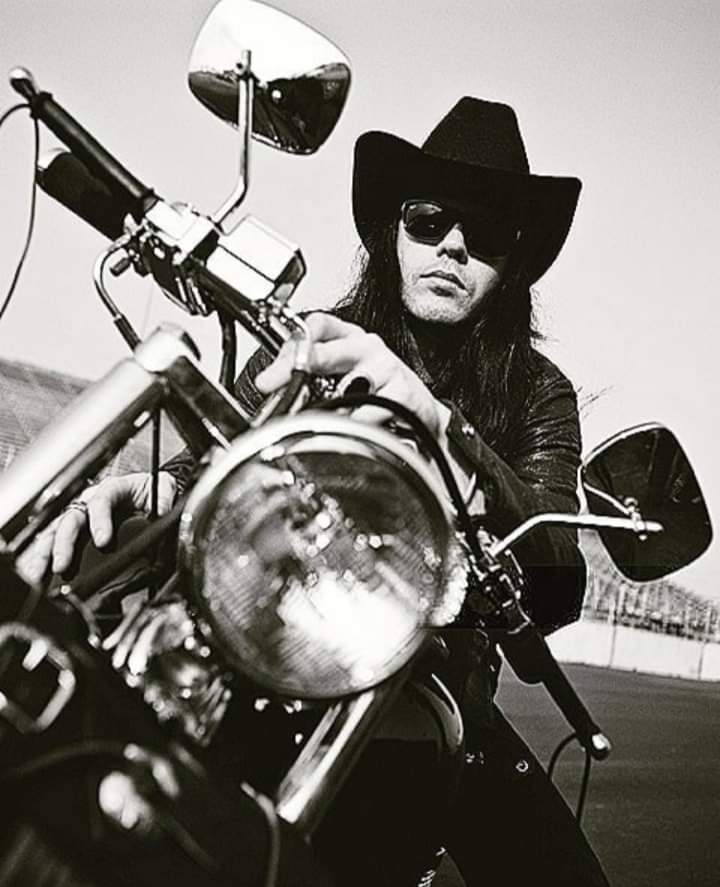 Happy birthday 
Ian Astbury 
 The Cult 
May 14th 1962
#IanAstbury