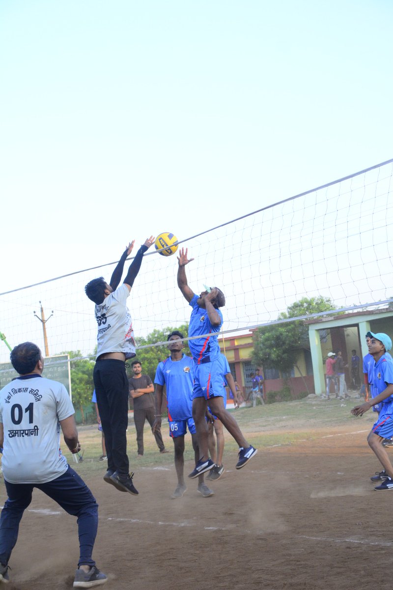 PenchMP's tweet image. .. पोस्टर और खेल कोमंट्री के बीच में मिशन लाइफ के उद्देश के प्रति जागरूकता संदेश भी दिया गया. इस कार्यक्रम में बफर क्षेत्र के जनप्रतिनिधियों तथा ग्रामीणों ने भाग लिया और उन्हें मिशन लाइफ के बारे में अवगत करा कर शपथ भी दिलाई गई .. 2/2
@moefcc
@minforestmp
#proplanet
#MissionLiFE