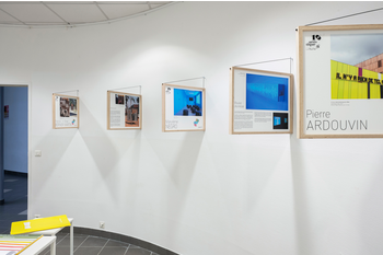 MarquetJeanPie1's tweet photo. en #artsplastiques, développer la compétence #exposer avec la RUCHE, dispositif 100%EAC mobile autour du 1% artistique. Les élèves proposent l'exposition au sein 
des galeries d'art à vocation pédagogique : https://t.co/yKOkLuFIzx
@igartsplastique https://t.co/Yo51OcLacG
