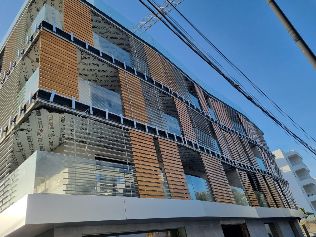 MAGOSASL's tweet photo. Espectaculares las nuevas viviendas que hemos realizado en Ibiza. Acabados modernos y funcionales para un ambiente único.
#ibiza #proyectosintegrales #viviendas #residencial #magosacordoba https://t.co/z0Zhx8a60m