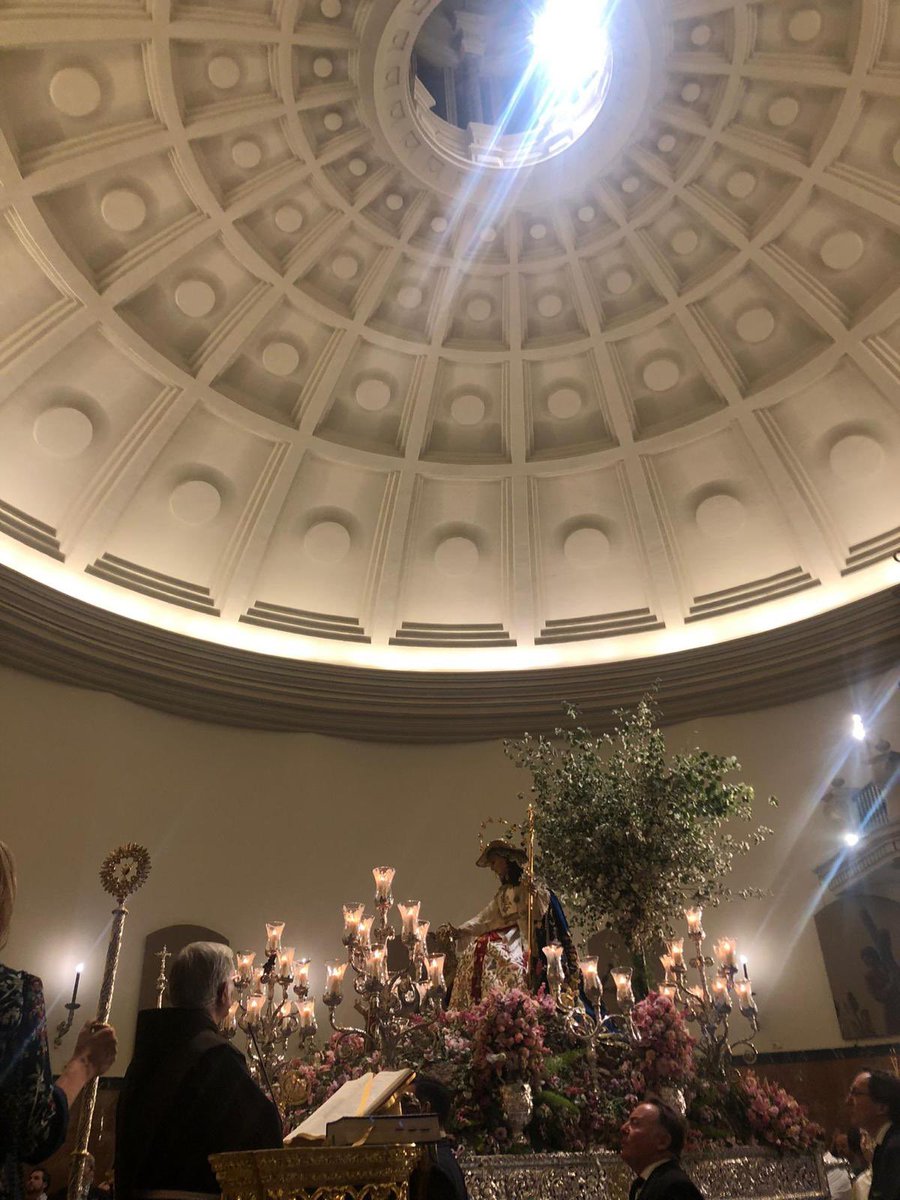 HdadGranPoder's tweet photo. Una representación de nuestra Hermandad recibió ayer por la tarde en la Basílica de Nuestro Padre Jesús del Gran Poder a la Divina Pastora @PastoraSAntonio en su tradicional procesión por el barrio de San Lorenzo.
#GranPoder23
#PastoraSAntonio23
#GloriasSevilla23 https://t.co/ladTj9P21R