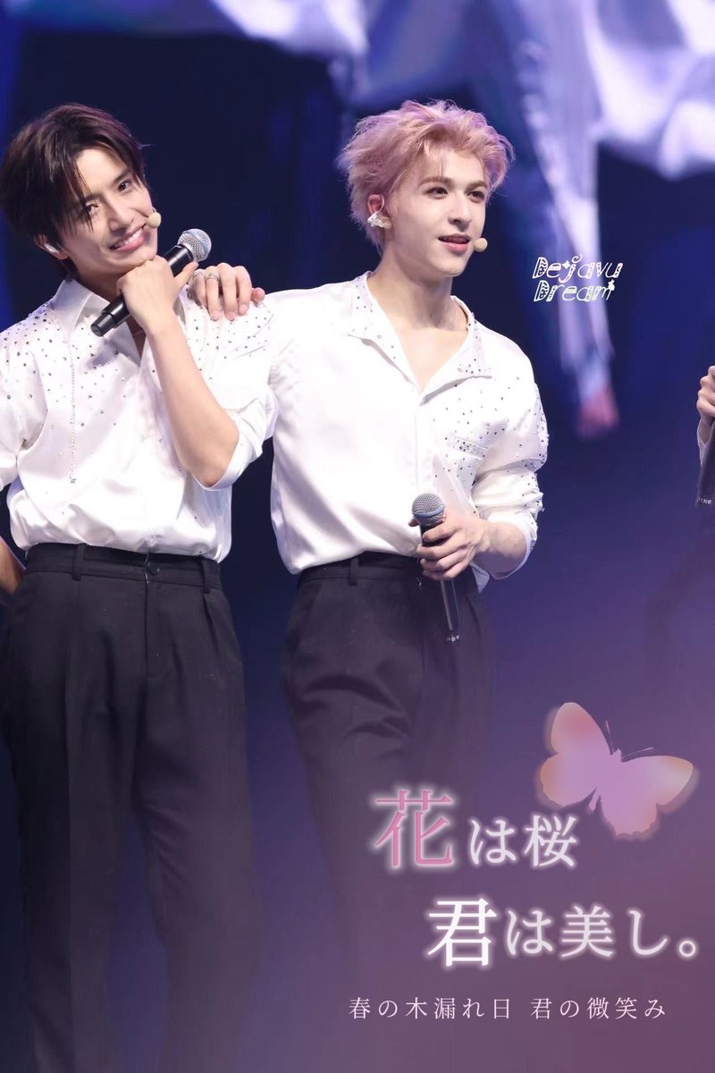 Dejavu__Dream's tweet photo. 𝟮𝟬𝟮𝟯.𝟬𝟰.𝟮𝟭 𝗦𝗵𝗮𝗻𝗴𝗵𝗮𝗶 𝗰𝗼𝗻𝗰𝗲𝗿𝘁 𝗗𝟭🧩
花は桜 君は美し🌸
春の木漏日 君の微笑み
時に燃える 春の吐息
二人の息が 春に重なる💖💚
#bopat #ป๋อแพท #花浩月远 #INTO1 https://t.co/xDzgKz5AcI