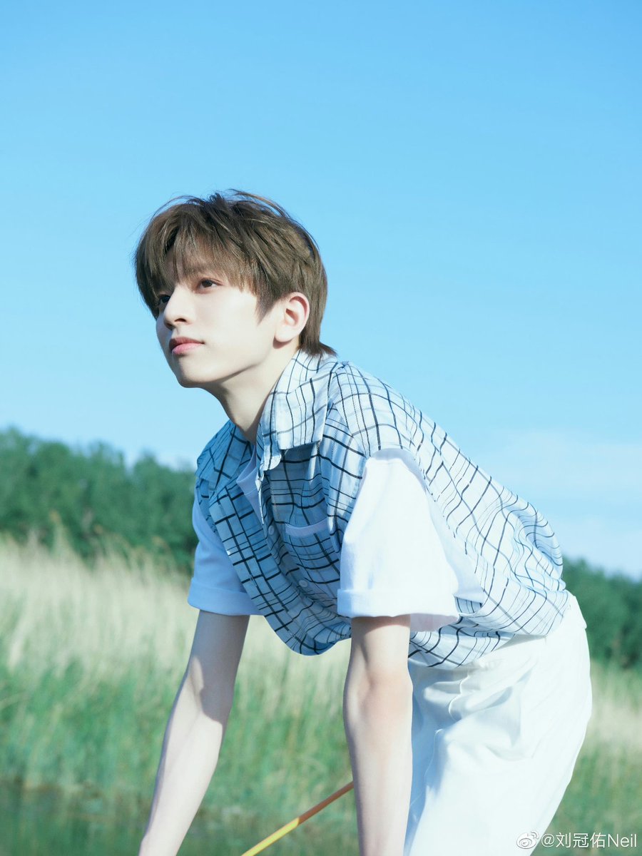 LiuGuanyouTH's tweet photo. 📌 刘冠佑NEIL weibo update
(14/5/2023)

📸 :ในปีใหม่หลังจากฤดูหนาวที่เหน็บหนาวและฤดูใบไม้ผลิอันอบอุ่น ผมจะก้าวต่อไปด้วยความแข็งแกร่ง สู่สิ่งที่ไม่รู้จักในฤดูร้อนที่สดใสหลังจากนี้!

/เป็นการเริ่มต้นปีที่21 ที่สดใสมากคับ🥰

https://t.co/zV3xvEyExz?

#Liuguanyou #刘冠佑 #หลิวกวนโย่ว https://t.co/xOAyPysCrc