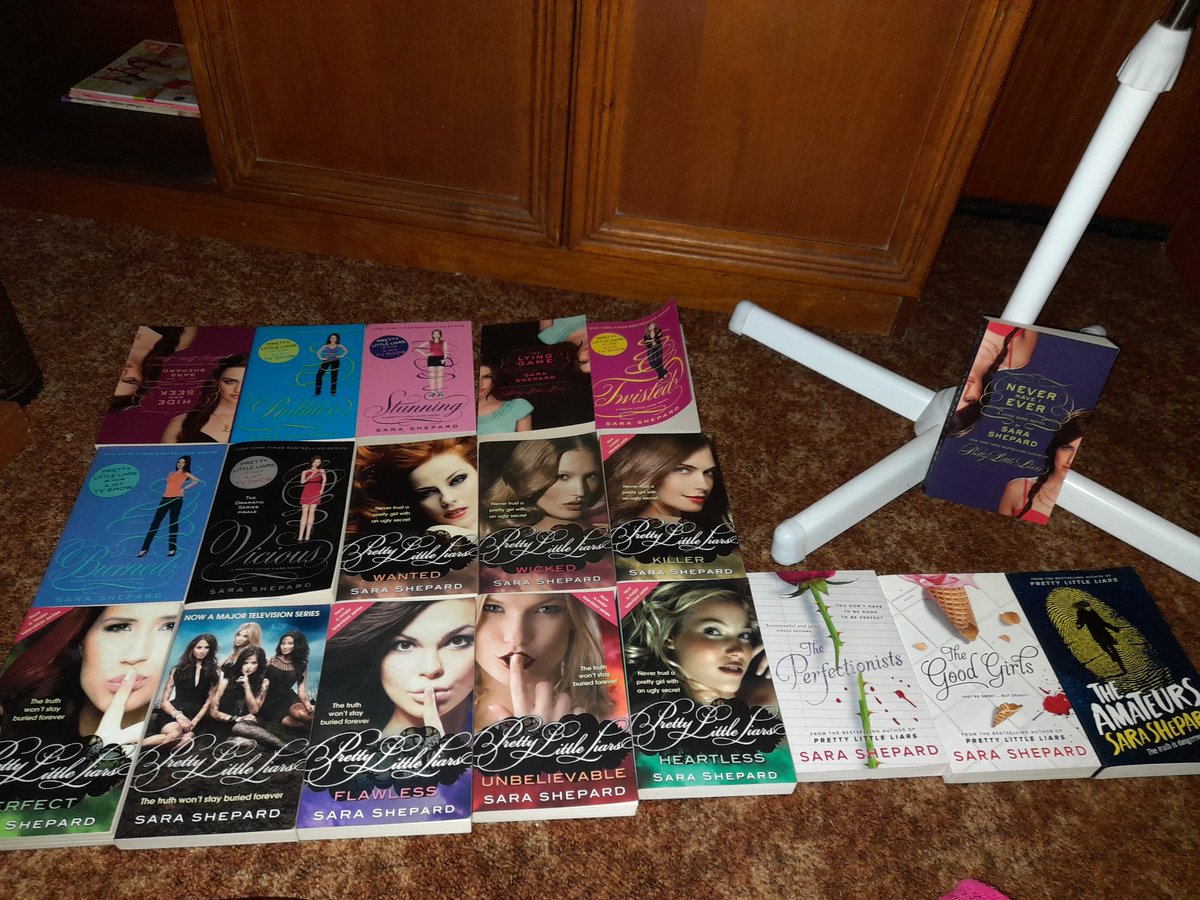 howe_jacqueline's tweet image. #SaraShepard #PrettyLittleLairsOriginalsin #PLLOriginalSin #pll #PrettyLittleLiars @sarabooks @PLLonMax kinda sara shepard and pretty fanatic haha it's suck #TheLyingGame didn't come on DVD or bluray or on googleplay #fyi #fyipage #fyp #fypシ #fypage #fypages #fypagesシ #fypageシ