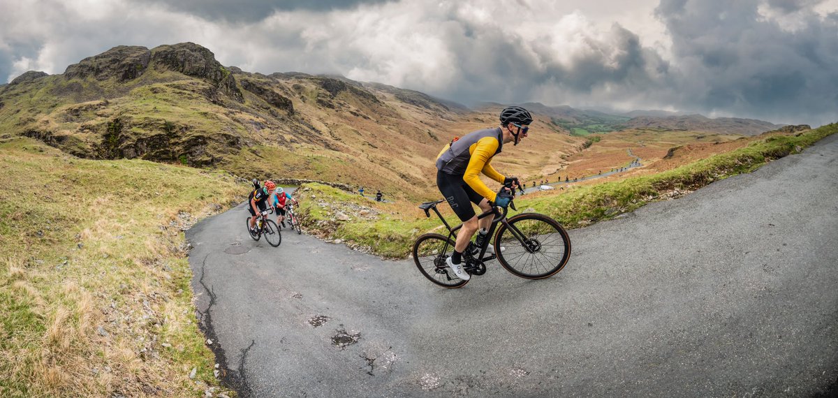 SteveFlemingM9's tweet image. Get your official @fred_whitton photos at steveflemingphoto.com
Our Photoshop package is proving popular, we can clear your path up Hardknott Pass.
Swipe left to see the whole photo.
#fredwhittonchallenge #hardknottpass #cyclingshots #cyclingpics #fredwhittonphotos