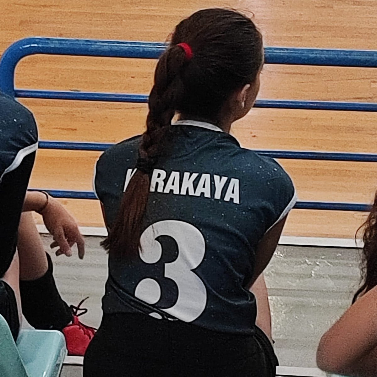 Benim eşime, eşimin bana hayatta verdiği en güzel hediyeyi çalanlar, anneler gününde gözyaşı döktürtenler, sizin nefesiniz bitmeden bana rahat yok
#isiasortakdavamız