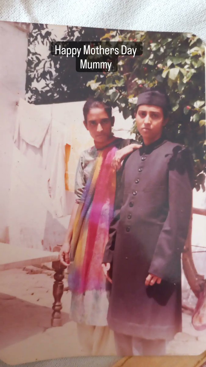 Prashantseeks1's tweet photo. #MothersDay Happy Mothers to all the beautiful mothers and to my mummy ❤️  Bholenath bless you and give healthier and amazing life.
🧿 https://t.co/FT7SIBOa6X