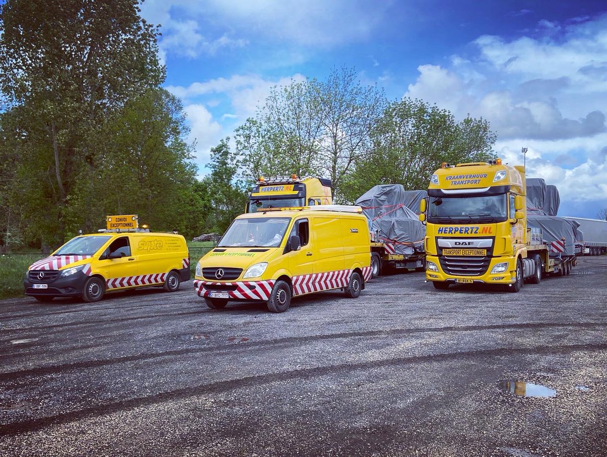 BelgoPilotsBE's tweet photo. Again many cross-border assignments last week. 👌🏻

🇳🇱🇧🇪🇱🇺🇫🇷🇩🇪

#uitzonderlijkvervoer #uitzonderlijktransport #convoiexceptionnel #transportexceptionnel #exceptionaltransport #abnormalload #schwertransport #bredlast #langlast

✉️ pilots@belgopilots.be
🌐 https://t.co/xTDY7FIZud https://t.co/3WnnNcKJs3