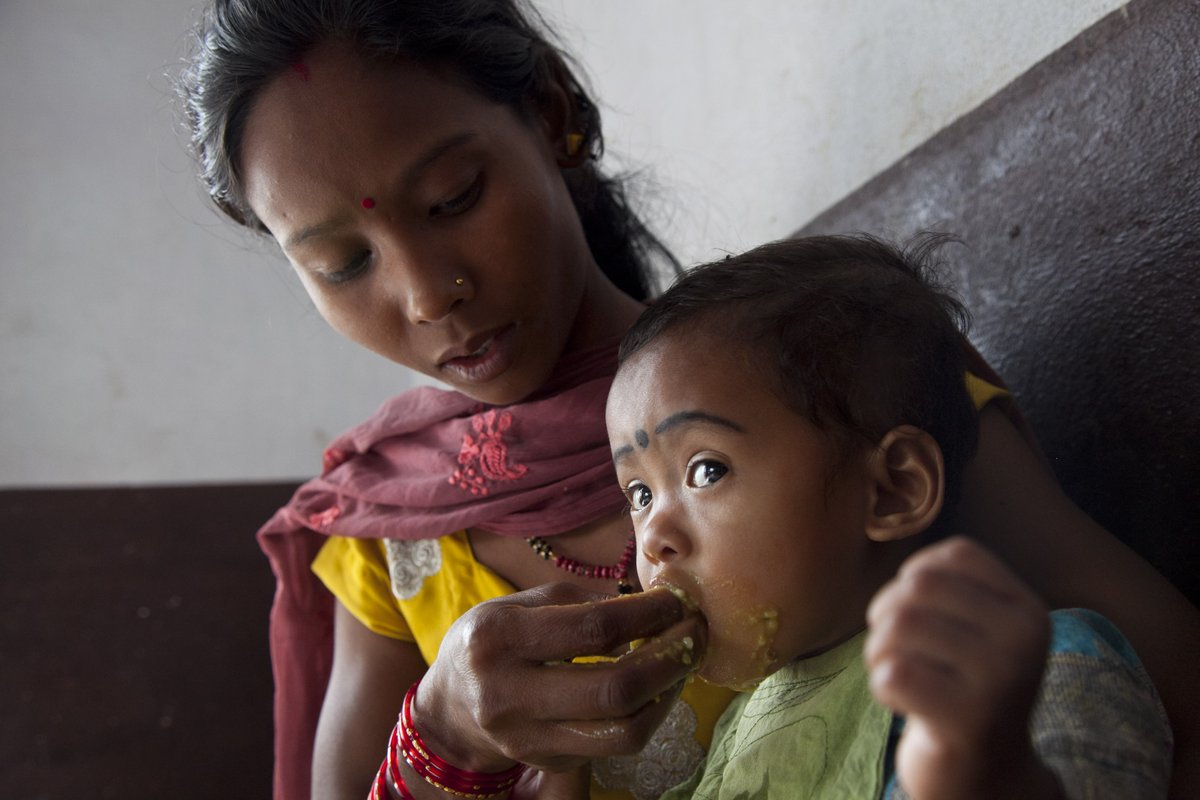SUN_Movement's tweet photo. Mothers play a crucial role in fighting against #malnutrition - not only in the first @1000Days of their child, but for their whole families.

Today, we join countries around the🗺️in celebrating #MothersDay.

Mothers, we applaud you for the incredible job you're doing, every day. https://t.co/m55yXKp5aF