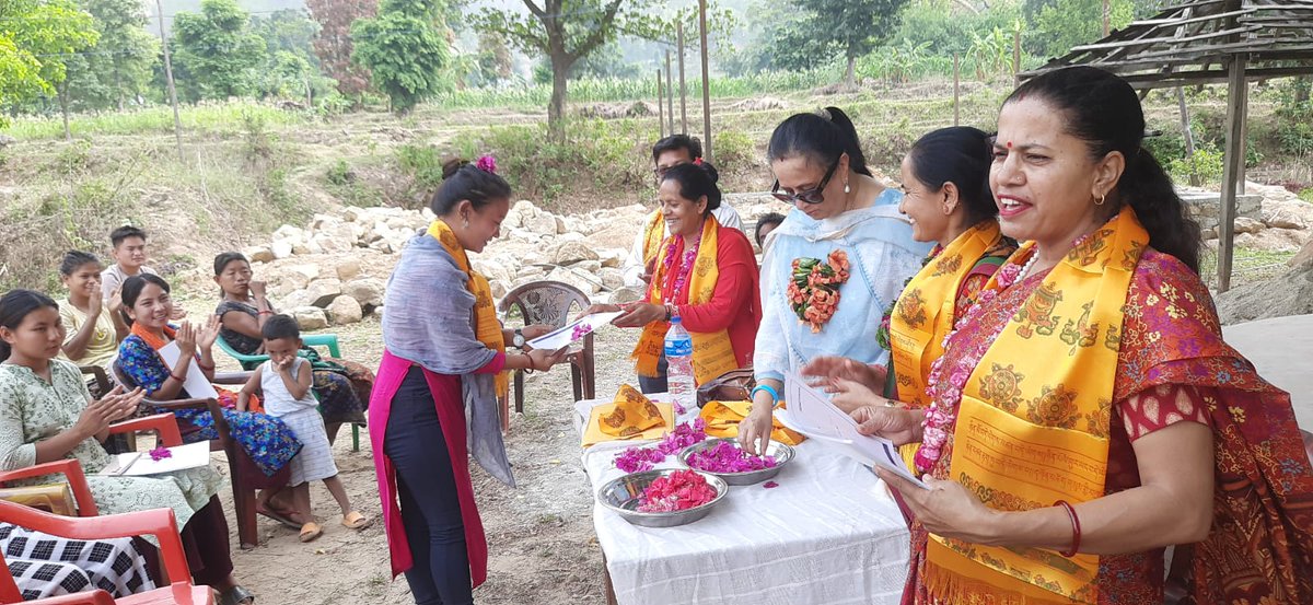 foundation_cg's tweet photo. Sarika Chaudhary, the Secretary of Chaudhary Foundation, distributed certificates to the women and girls of Ambas in Nawalparasi Districts upon completing a three-month sewing training program.
#chaudharyfoundation #ambassewingtraining #womenempowerment #livelihoodtraining https://t.co/zlpJlsTVwx