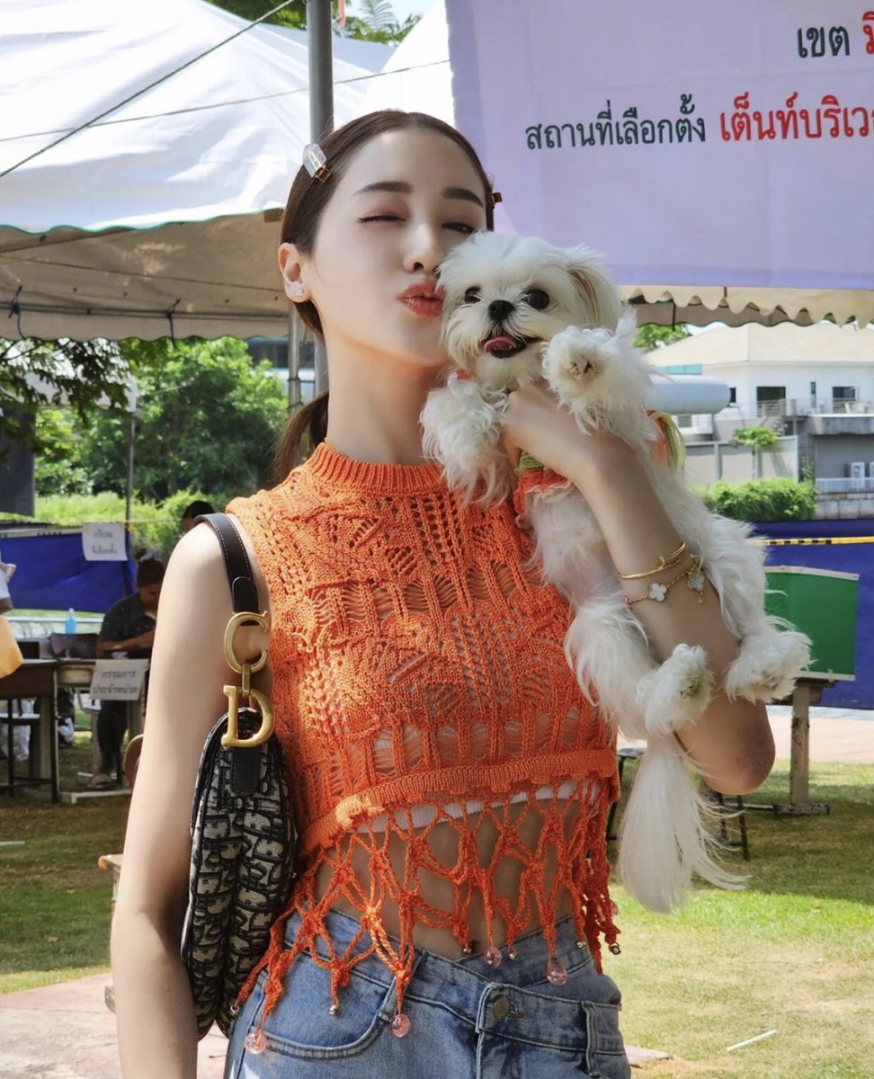 fiLmSaLiD's tweet image. 🧡🐶 คนสวยพาโบระไปเลือกตั้ง #Pimprapa #เลือกตั้ง66