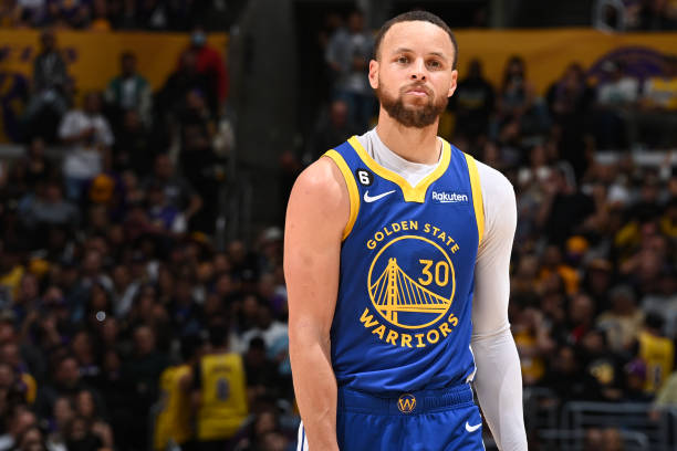 shendy456's tweet photo. I love how Warriors fans are crying how Steph's teammates let him down.

2023 2nd round stats

FG%
Steph: 43.9%
Rest of team: 44.2%

3P%
Steph: 34.3%
Rest of team: 35.7%

His teammates shot better than him but somehow they let him down.

Imagine if his top 2 guys were out also. https://t.co/lN8B0w8CP0