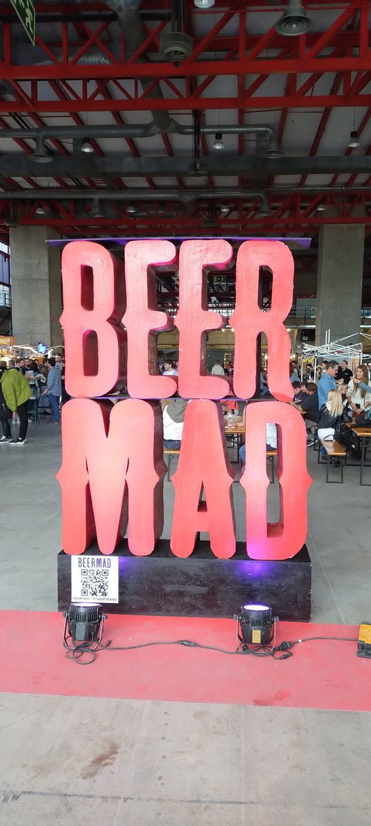 Excelente no, Excelentísimo a lo más Grande 🍻🍻🍻🍻🍻 #BeerMad #Madrid #Cervezas a más no poder Gracias a <a href="/Beermad_Madrid/">@beermad</a> Hace calor 🫠 hace calor ☀️estaba esperando que cantes mi canción 🎶🎶🎶🎶🎶