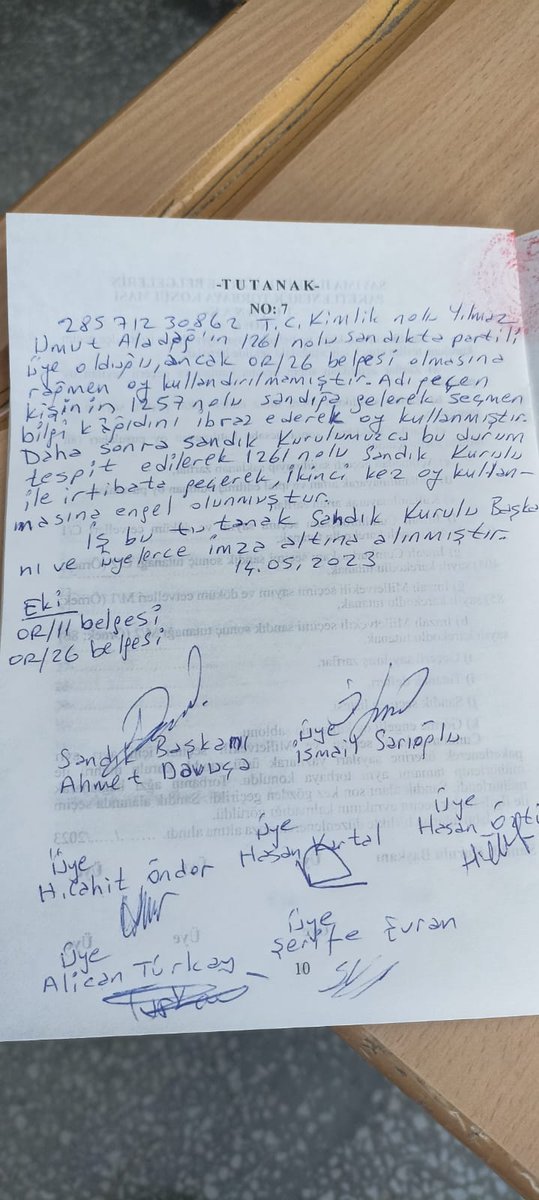Bir seçmenin mükerrer oy kullanmaya çalıştığı tespit edildi, oy kullanmasına izin verilmedi.