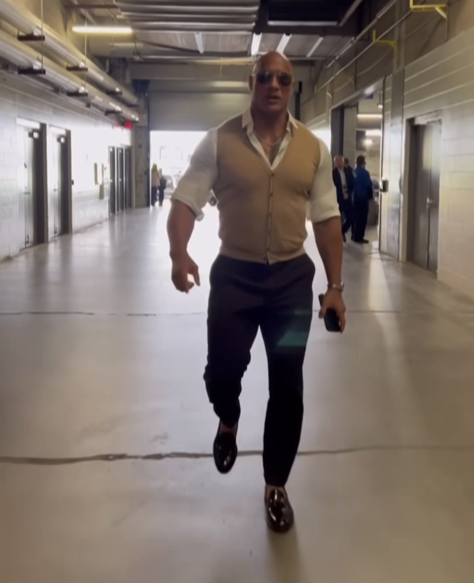 missbuffayfree's tweet photo. تا ابد فقط تو کراش من هستی و بس.
#Dwayne_johnson https://t.co/H9o5Uwl67g