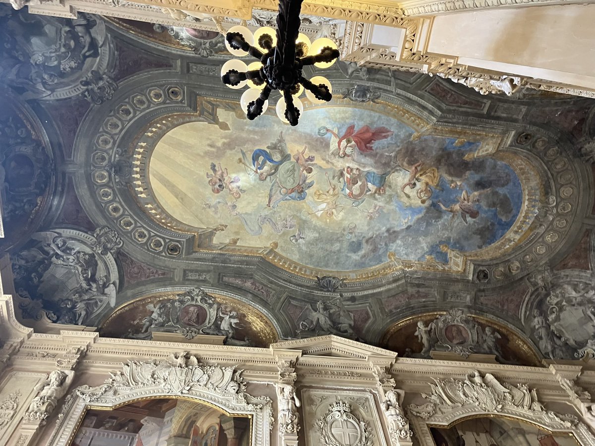 GOOD MORNING from TORINO,  “PALAZZO REALE” #palazzorealetorino #baroque #torino #turin #art #photooftheday #ArtLovers #photography #TorinoCheSpettacolo #museirealitorino  @MuseiRealiTo #TorinoWhataShow #artlover #CarlodiCastellamonte #TorinoCheMeraviglia #iLoveTorino