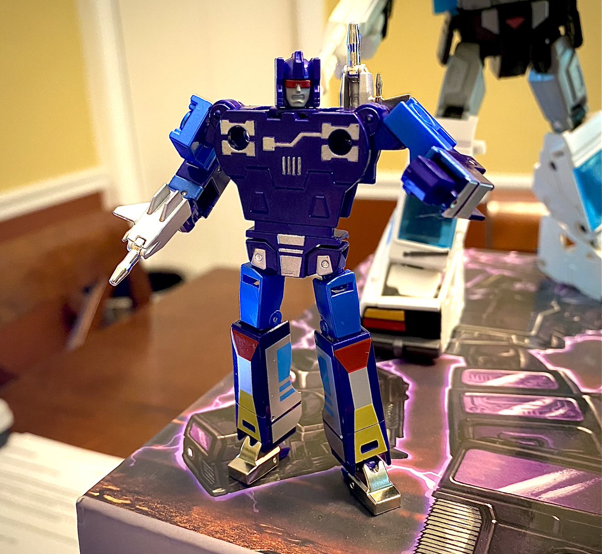 McGintyStudios's tweet image. The RobotParadise folks knocked this one out of the park. One of my favorite bots.
#Rumble #robotparadise #decepticons #transformers