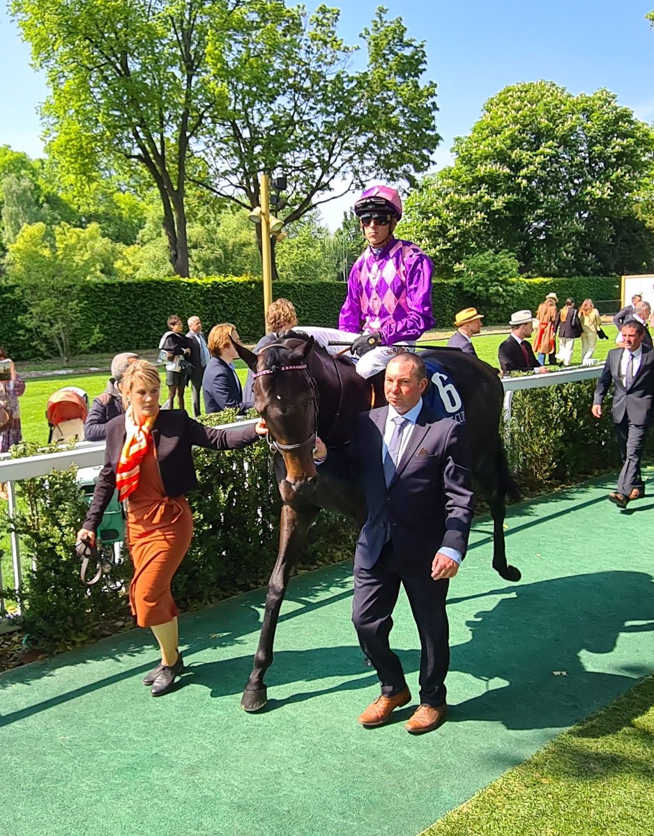 seenthestars's tweet photo. Poule d'Essai des Poulains #IsaacShelby #Valimi #HansAndersen #AmericanFlag @RacingPost @rpbloodstock https://t.co/UKeoxwY7PP