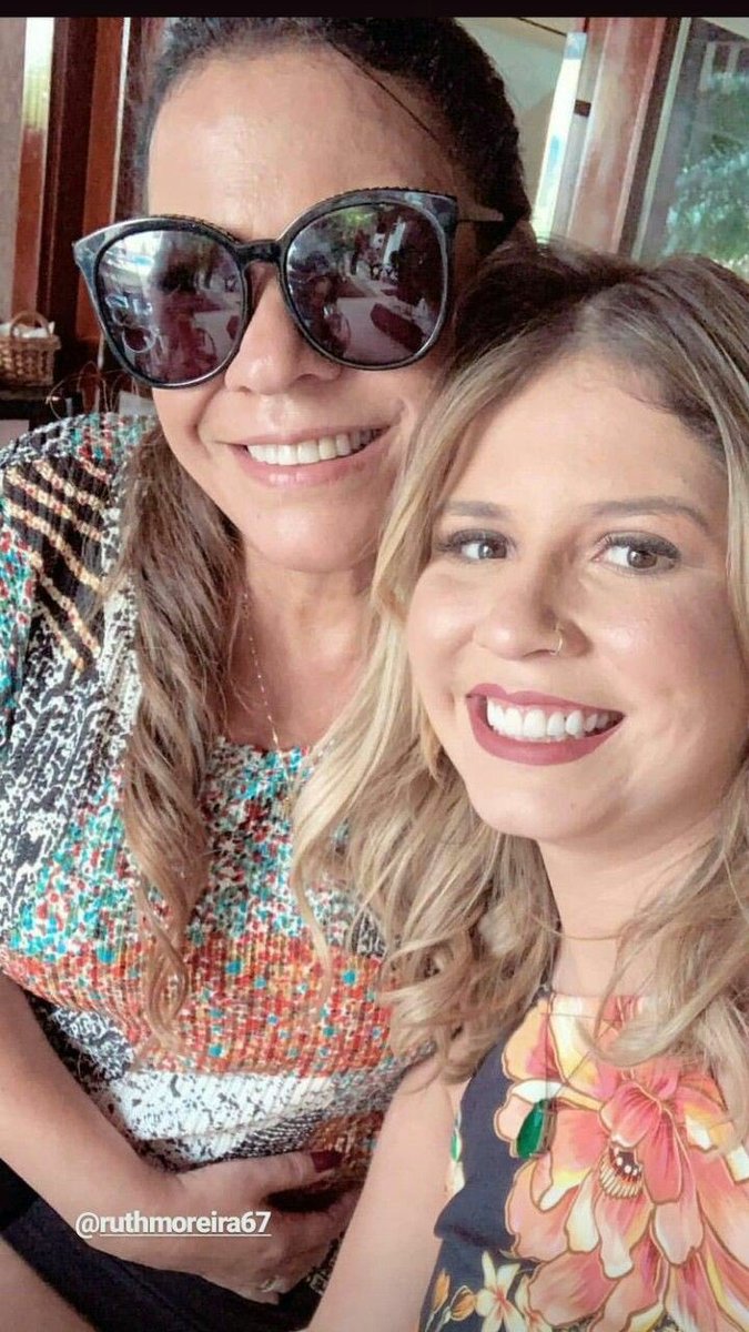 comfortmmm's tweet photo. por toda a eternidade será vocês. feliz dia das mães. 🤍 https://t.co/vWIGim5omS