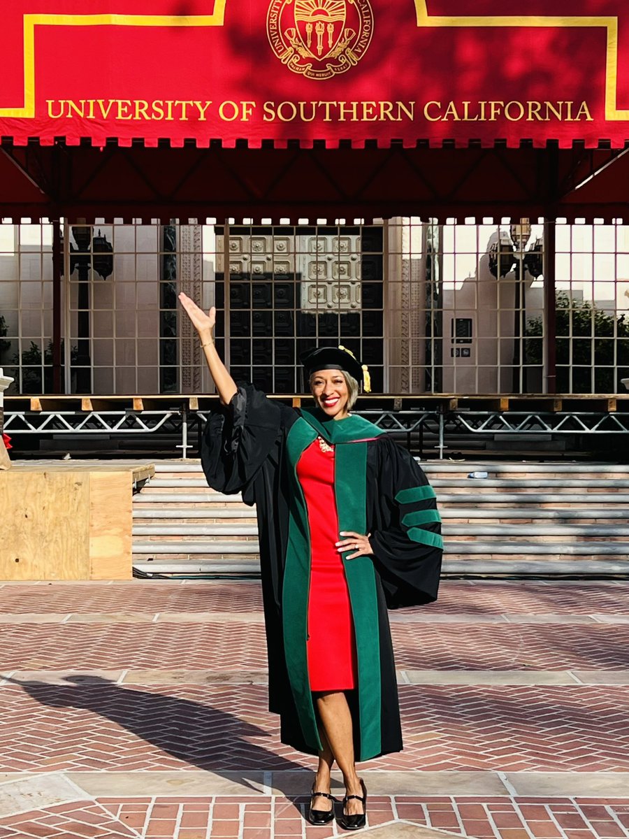 👊🏽Born in Compton 
👊🏽Raised in Inglewood 
👊🏽Educated at HBCUs

And now a medical doctor giving a commencement address at <a href="/KECKSchool_USC/">Keck School of Medicine of USC</a> as my whole, entire self in my home town.

This was a proud day. 🥹🙏🏽

#whatifyoufly #publicschoolmade
#HBCUMade 
#youwerealwaysenough