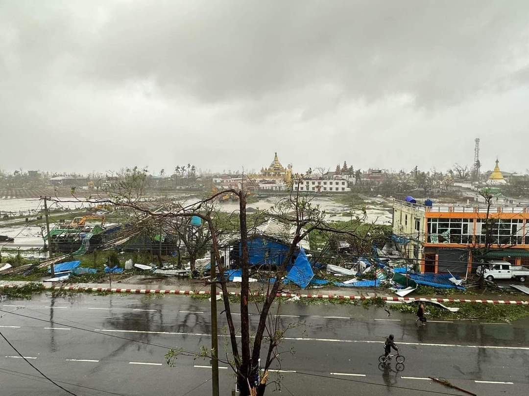 minn_robert's tweet image. #CycloneMochaUpdate 

Some images of Sittwe capital and other places where the cyclone was landfall.

Cyclone will more intensify in next 3 hours according to @Indiametdept .

#WhatsHappeningInMyanmar