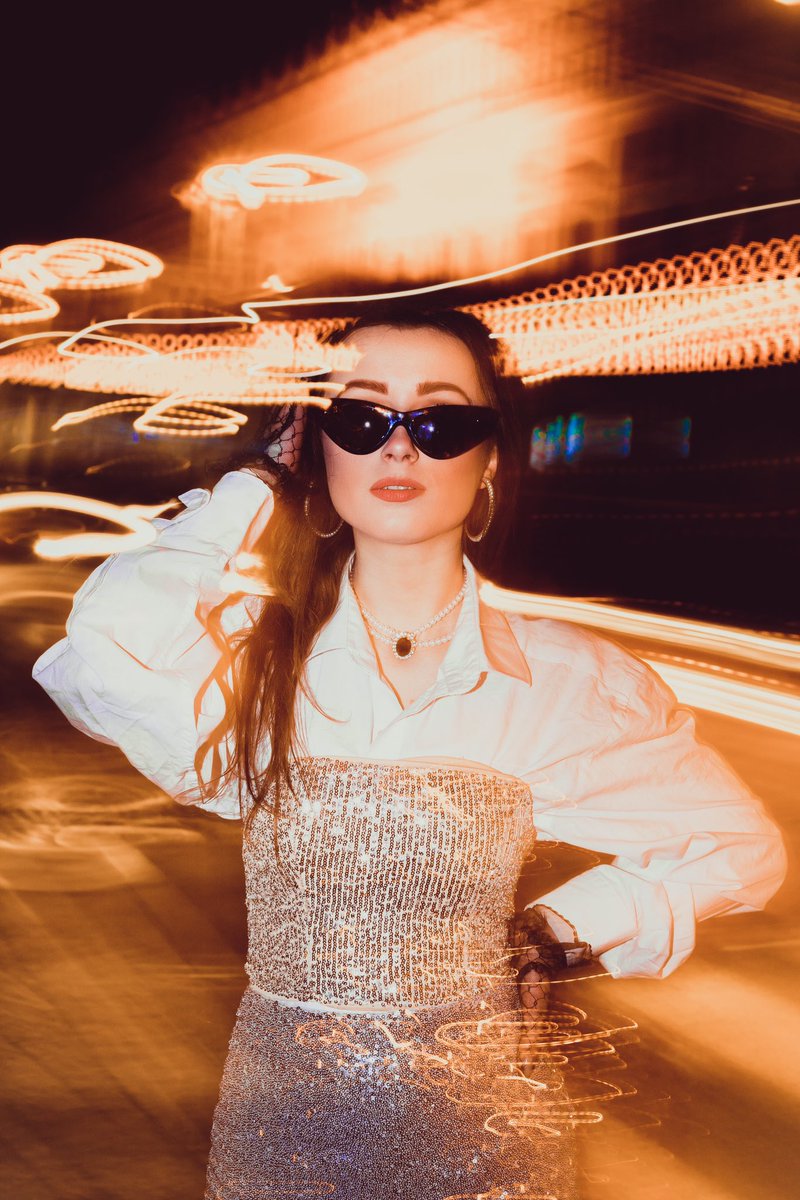 laurraMathe's tweet photo. New photoshoot 💥 https://t.co/xfADq84vpv