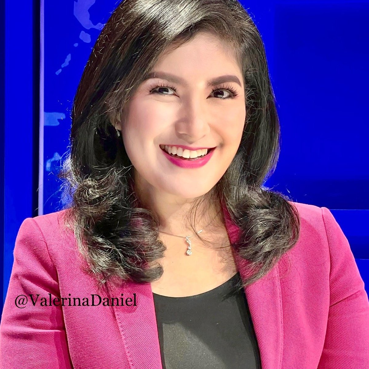 ValerinaDaniel's tweet photo. I am excited to announce that I have accepted a new position as News Anchor for TVRI World. Presenting english news programs to be broadcasted nationally and abroad by the official Indonesian Government TV Station. #NewProfilePic https://t.co/299MImN5in