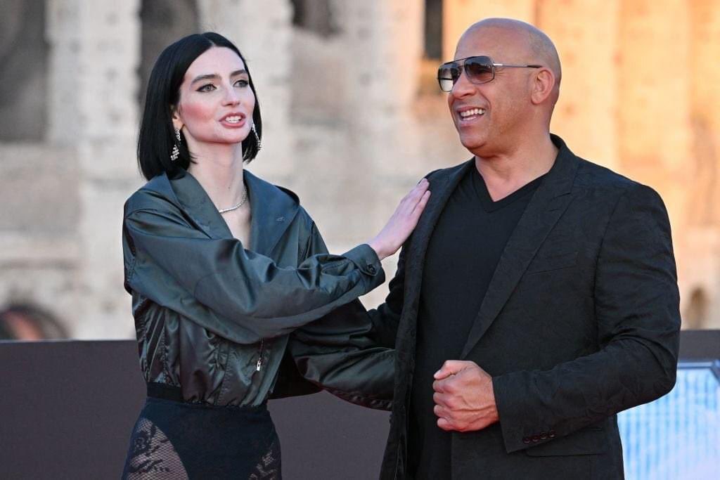 Vin Diesel et Meadow Walker, la fille de Paul Walker, ont assisté à l'avant-première de Fast X à Rome. Pendant l'événement, Vin Diesel a déclaré que la saga Fast and Furious ne se terminerait pas avec le onzième volet, mais qu'un douzième volet était en préparation. Fast X,