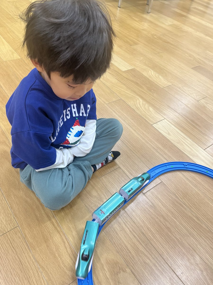 TomomiAgain's tweet photo. 息子が最近、些細なことで、「ありがとう」って言うようになった。
私もその精神忘れないようにしなきゃな。 https://t.co/85zL96EBki