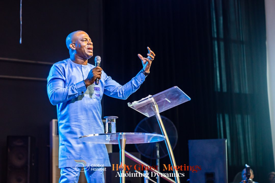 GHCHq's tweet photo. Use the Grace the Lord has given you; it increases as you use it:- Pastor @PFemi
A marvelous and powerful session we had with our beloved Pastor @PFemi
#AnointingDynamics #ghchq #GlobalHarvestChurch #holyghostmeetings2023 #GrandFinale #hgm2023 #sermon https://t.co/eRGxN90EHS