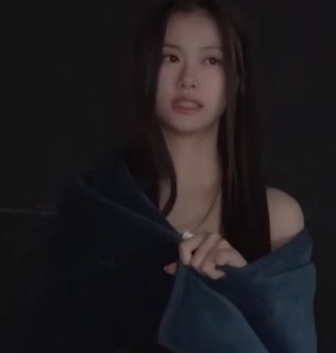 saminagrm's tweet photo. ram and her blanket https://t.co/ZGICmCsz8a