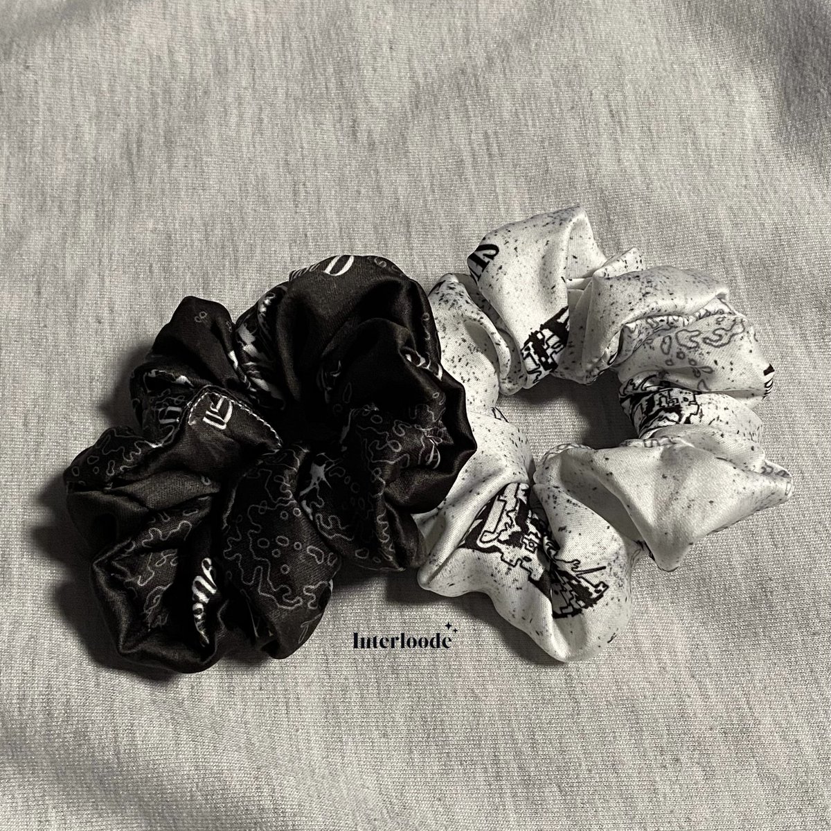 interloode_id's tweet photo. Open Pre-Order | Open PO
• Fanmade SUGA / AgustD D-Day Scrunchie •

Available:
- White (Putih)
- Black (Hitam) 

Details PO👇🏼
🔗 Form PO: https://t.co/6aYdUHwbYU…
📍Jakarta, ID

🗒️ ada freebies✨ https://t.co/FaK2S34nGZ