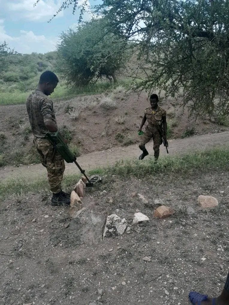 lahadda88's tweet photo. Congratulations ppl of #Afar!
As we'had been trying to be voice for children that used to be disabled & got killed by explosives buried in the ground during the war of federal and tigray in #Kasagita! Now the Demining operation has started by ENDF forces! Thanks for Ur service https://t.co/Q7W8A92Wza