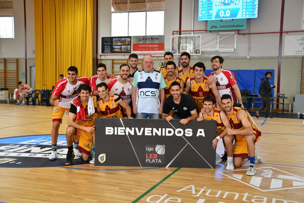 cbalcobendas's tweet photo. Nuestro patrocinador principal @NCSSpain no ha querido perderse la oportunidad de apoyar a los nuestros, gracias Francisco!! 

¡¡Somos LEBPLATA!! 

#SienteElGranate https://t.co/9BZtzasJOX