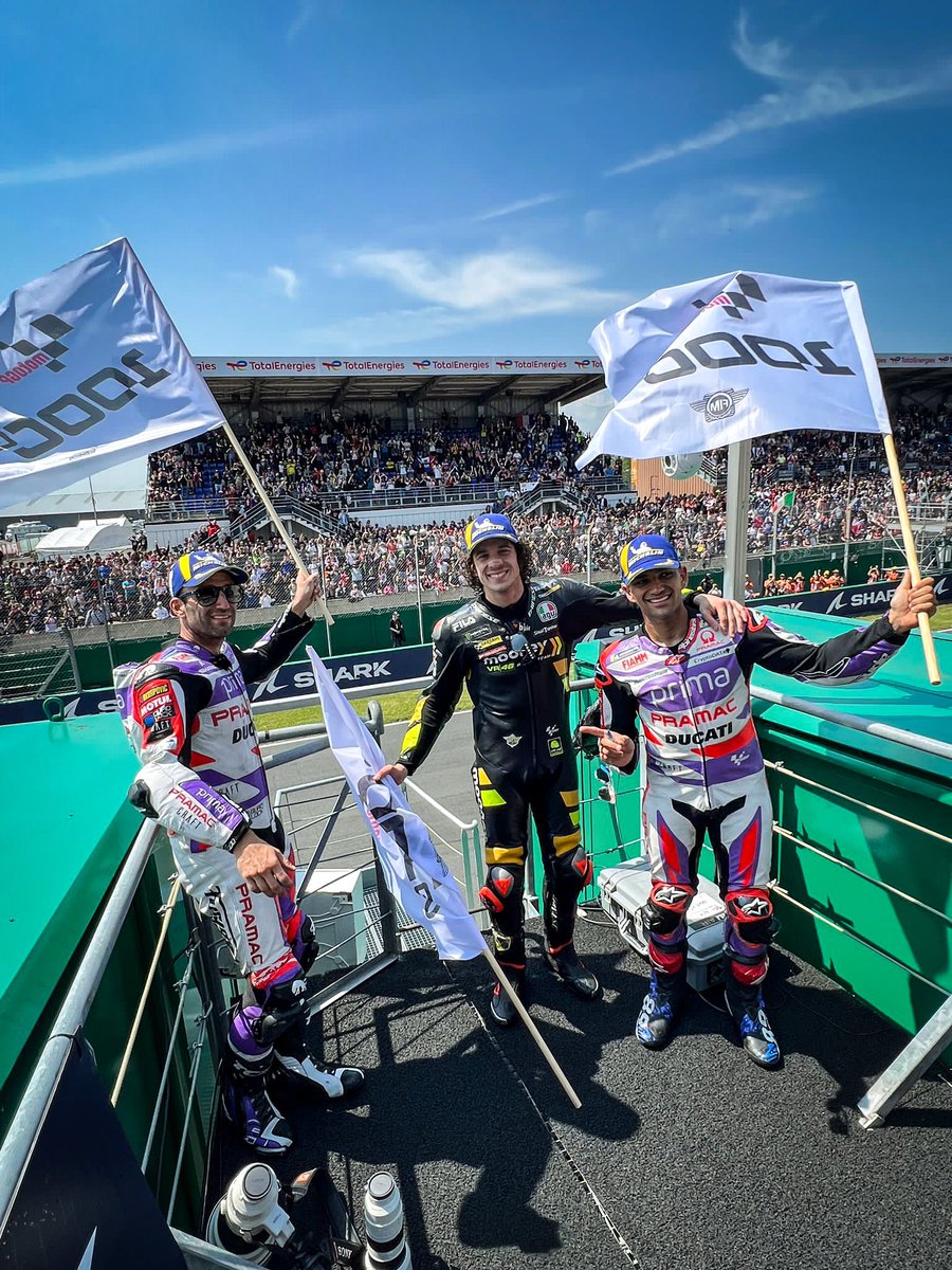 MotoGP's tweet photo. Our #GP1000 podium 🤩

🥇 Marco Bezzecchi
🥈 @88jorgemartin 
🥉 @JohannZarco1 

#FrenchGP 🇫🇷 https://t.co/yBQKN1qISY