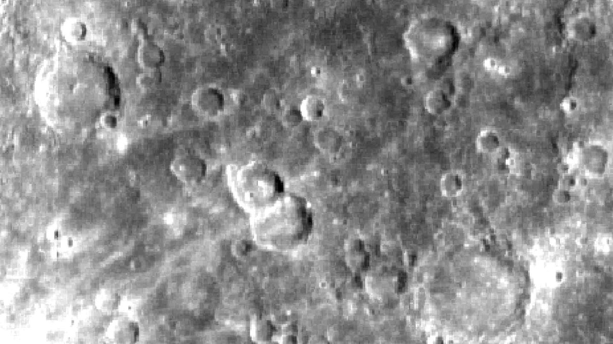 bitsofmercury's tweet photo. Mercury, latitude: -8.6 longitude: 277.3, 171.2 km wide, https://t.co/X30wZTwy2j https://t.co/ynvkKnHm7z
