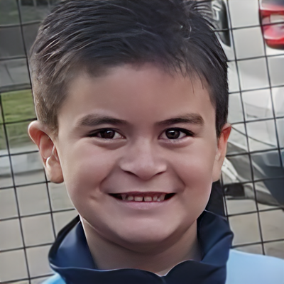 desaparecidaorg's tweet photo. Mateo Nicolás Rodríguez tiene 6 años, desapareció el 14/4 en Ituzaingó, provincia de Corrientes. Se hizo la denuncia. Por favor compartir, y si lo ven avisar #URGENTE a la policía local, o al ☎️ 911

#Ituzaingo #Corrientes https://t.co/XYaR4n6Lae