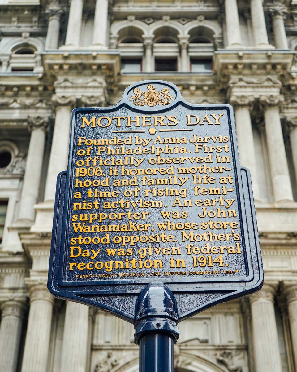 discoverPHL tweet media