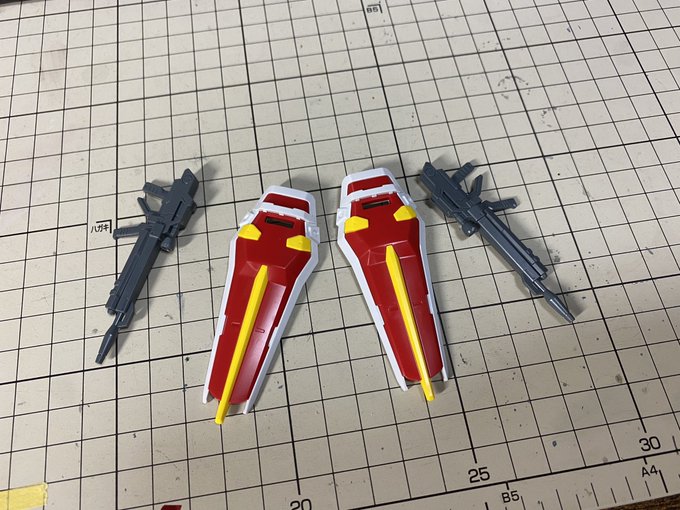 ランチャー/ソード ストライク作ったときに余った武器を有効活用しできるようなダガーLを作ってくぞ!